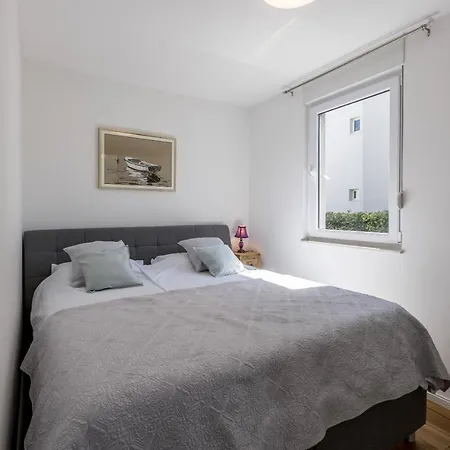 Meli Apartment